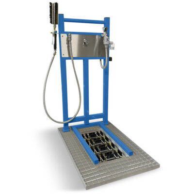Built-in shoe washing station for renovation projects
