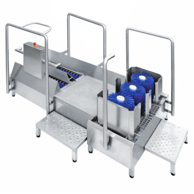 Walk-through boot and sole washer