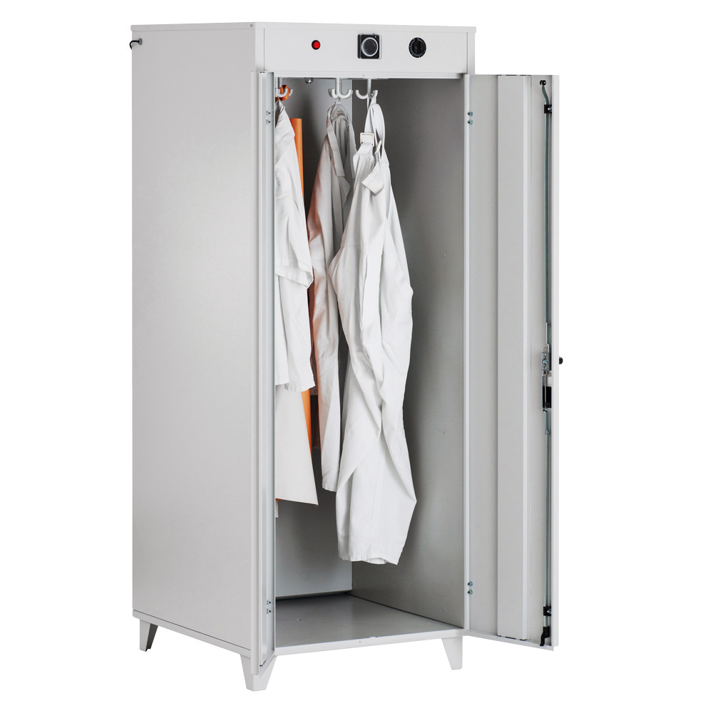 Clothing drying cabinet with hot air
