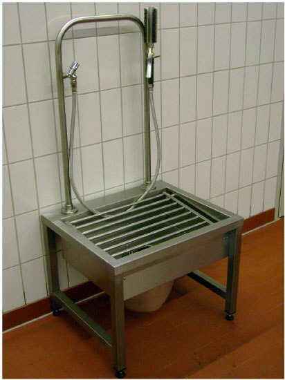 LUX boot washing stations 1-3 - Image 6