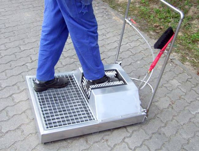 Boot washer with Drain tray - Image 2