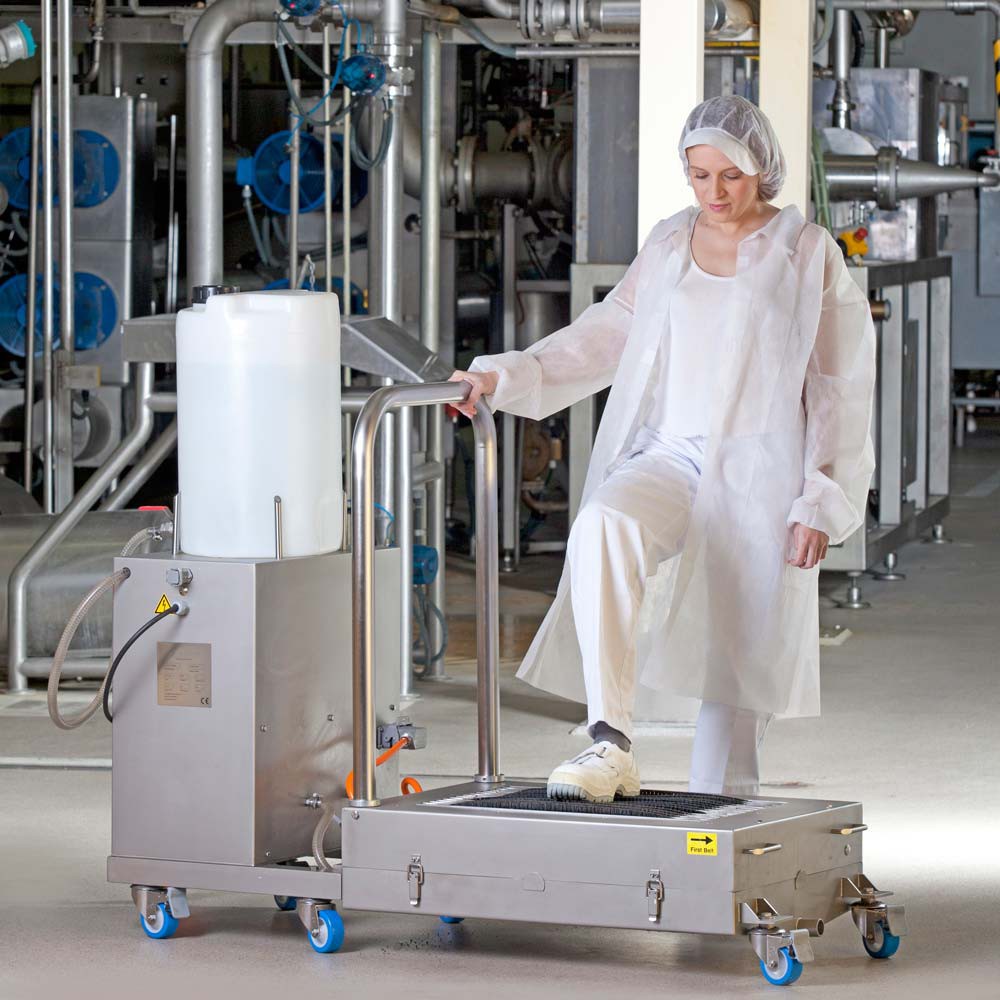 Machine de nettoyage des semelles avec désinfection par pulvérisation, sans raccordement à l'eau – Image 2