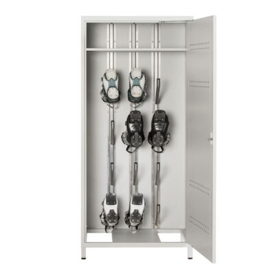 Skidepot ski locker for 6 pairs