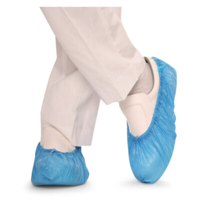1. Surchaussures CPE, 1 100 pièces
